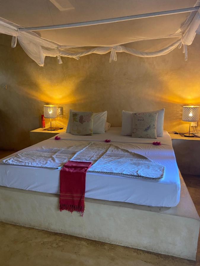 Banana House And Wellness Centre Hotel Lamu Exterior photo