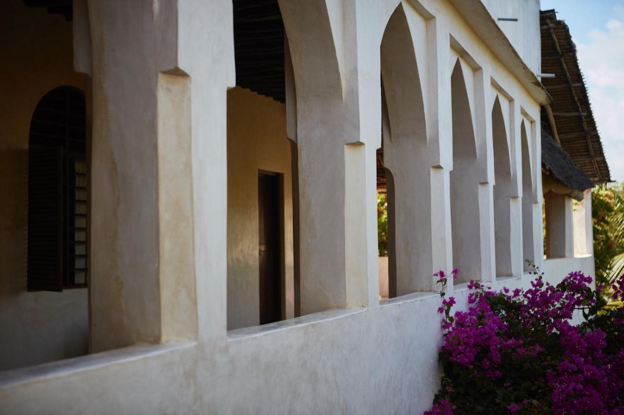 Banana House And Wellness Centre Hotel Lamu Exterior photo