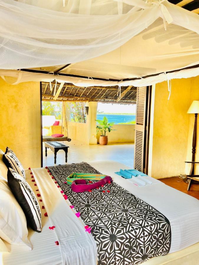Banana House And Wellness Centre Hotel Lamu Exterior photo