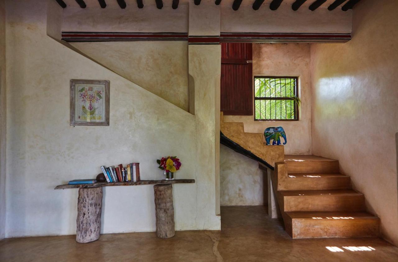 Banana House And Wellness Centre Hotel Lamu Exterior photo