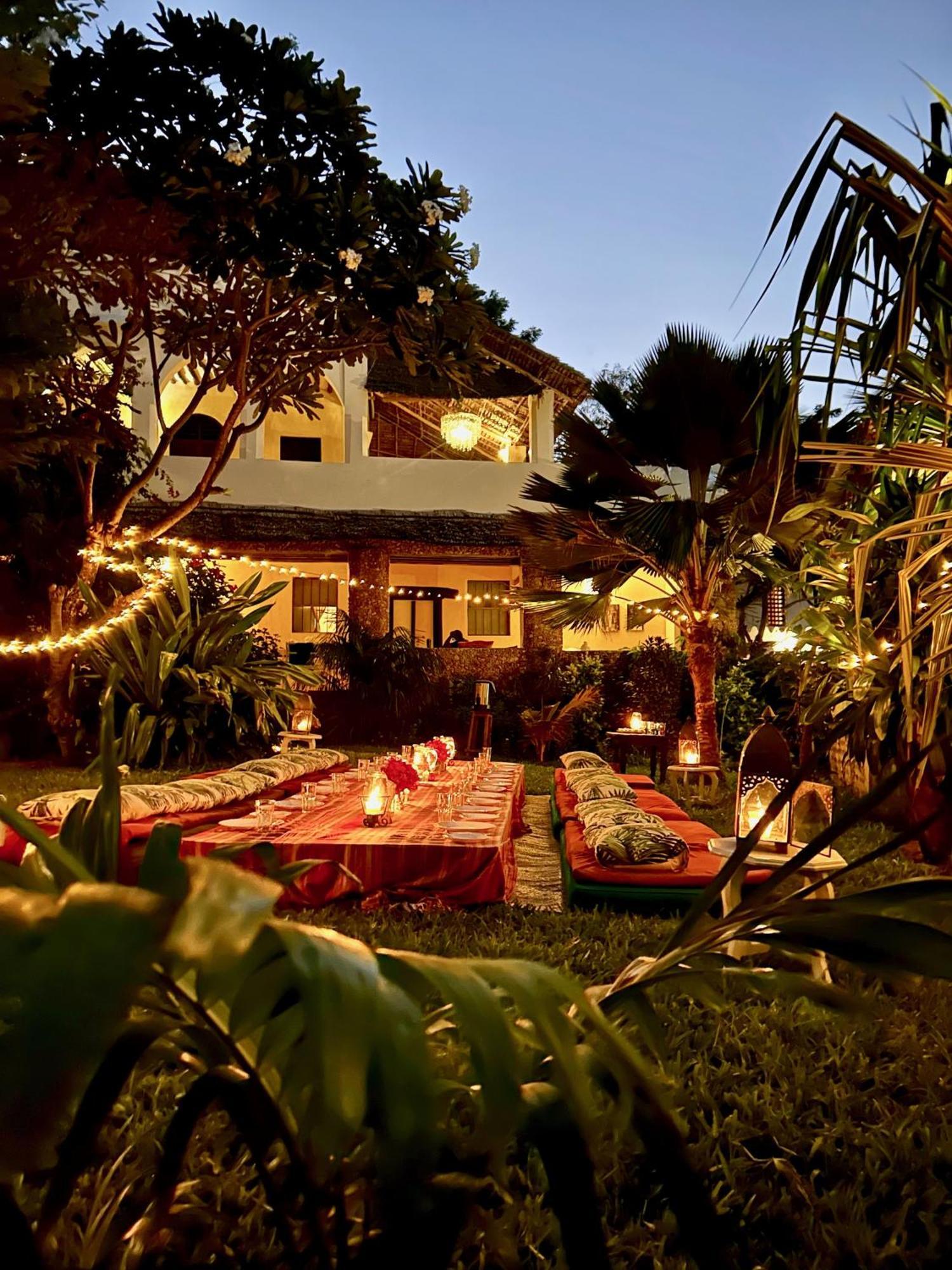 Banana House And Wellness Centre Hotel Lamu Exterior photo
