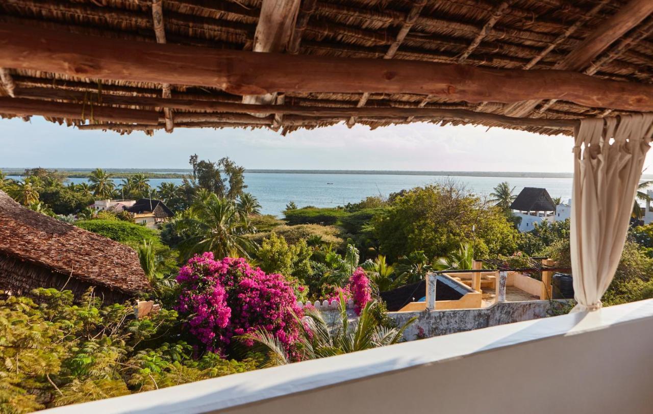 Banana House And Wellness Centre Hotel Lamu Exterior photo
