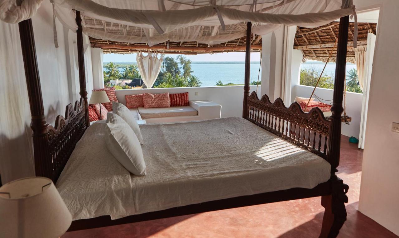 Banana House And Wellness Centre Hotel Lamu Exterior photo