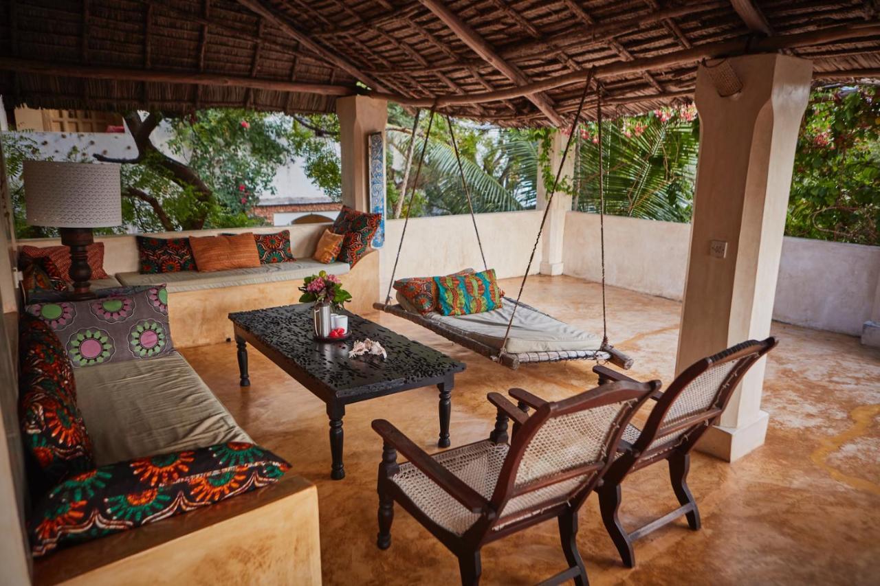 Banana House And Wellness Centre Hotel Lamu Exterior photo
