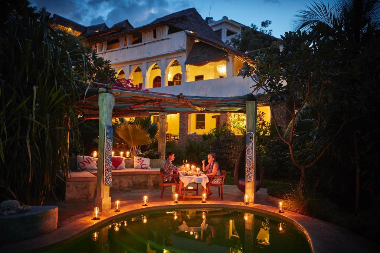 Banana House And Wellness Centre Hotel Lamu Exterior photo