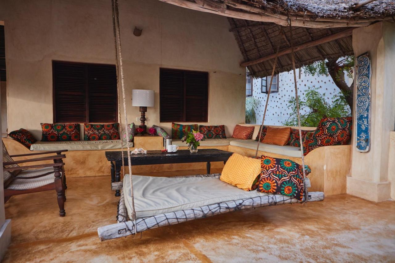 Banana House And Wellness Centre Hotel Lamu Exterior photo