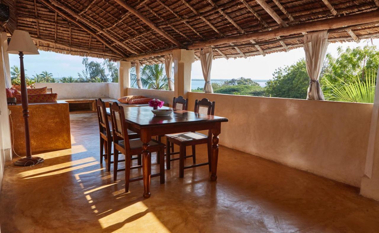 Banana House And Wellness Centre Hotel Lamu Exterior photo
